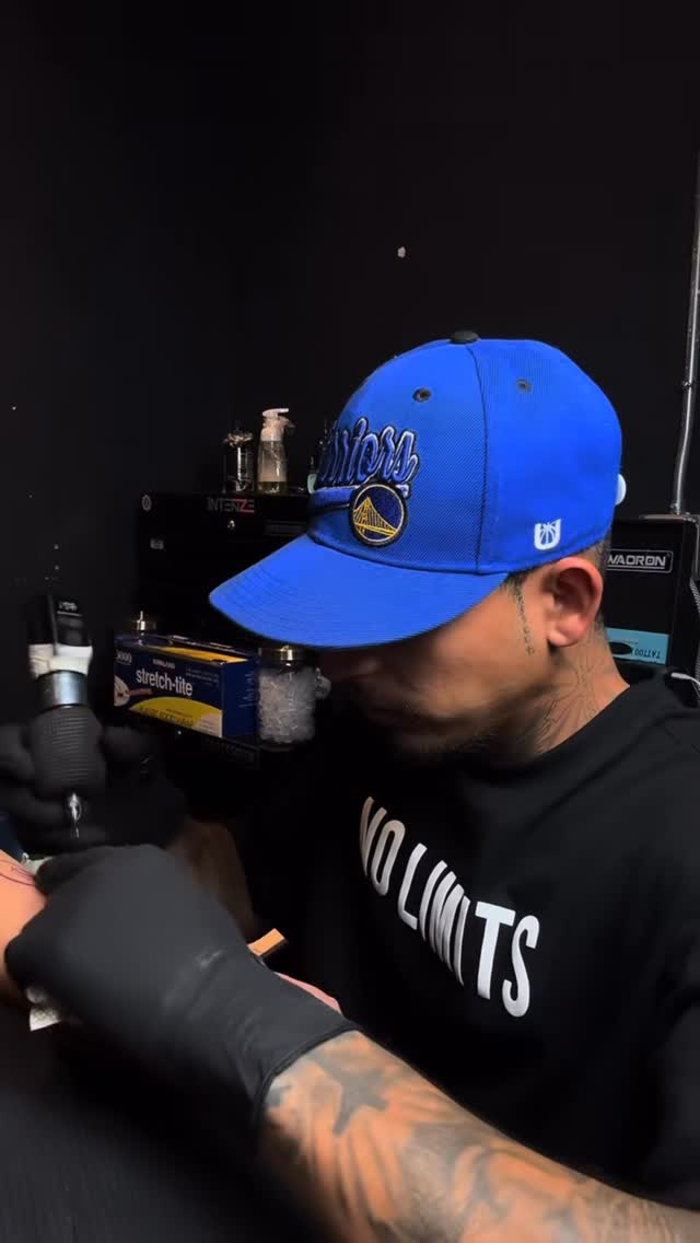 Stephanie ✍️
Quieres uno 
Envía dm agendo tu día
con anticipación#tattooartist #lasvegas #tatuador #tattoos