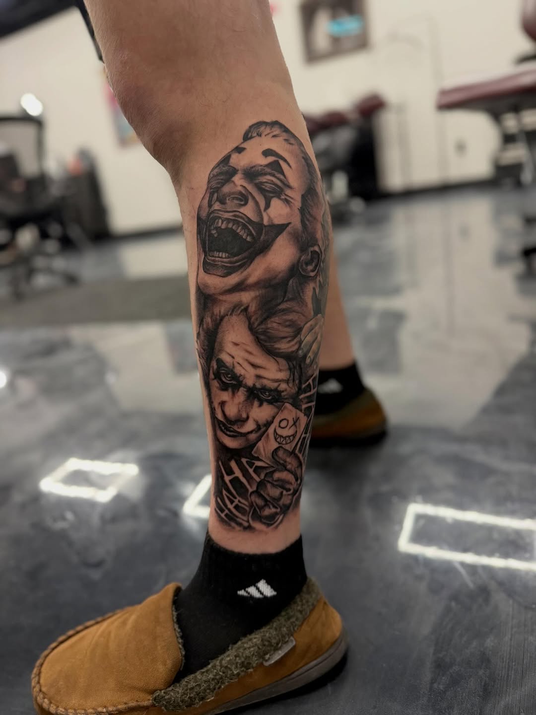 Cody got a pretty rad Joker(s) added next to a long time healed Chucky. Thanks for looking! (Trying out a lil less lighting. I think it looks good. If