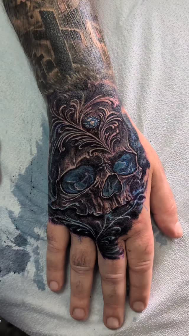 Fun hand piece from today. Done using my magnetic give rotary machines. #tattoomachinebuilder #tattoomachine #tattoo #tattooartistsofinstagram #tattoo