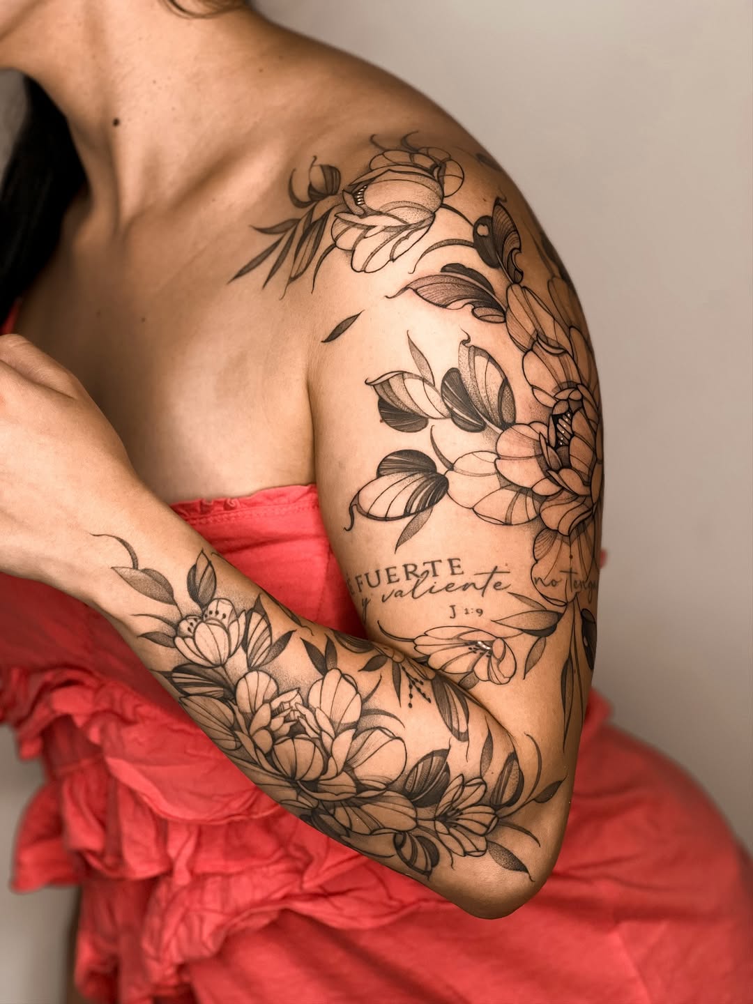 Proyecto de manga floral para @danielamoreno26 

#tattooartistsmedellin #tattoofloral