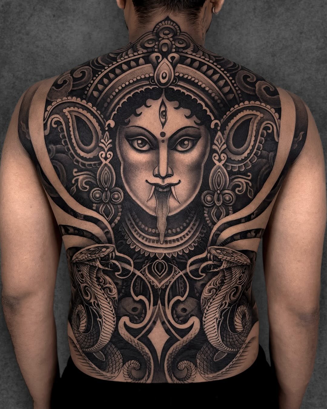 ‘Where devotion meets dominance’ 
A full-back tribute to Goddess Kali , The embodiment of fierce power, protection, and transformation.”

@cheyenne_ta