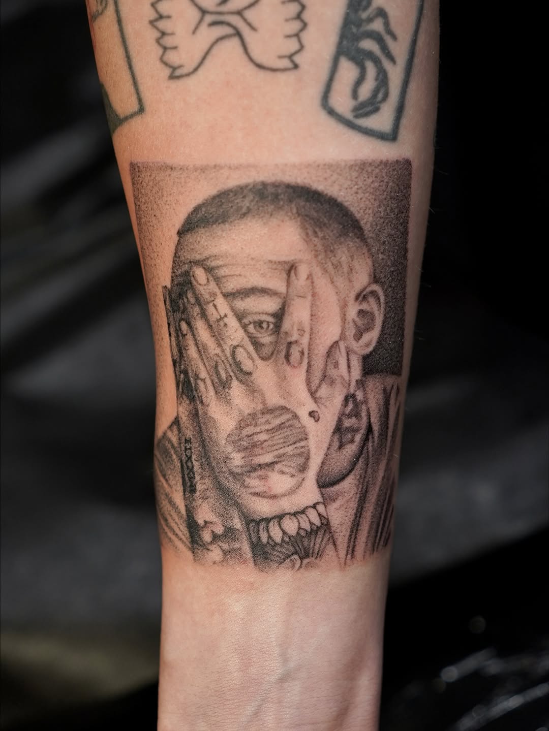 This is a piece I've wanted to do for a while. 

Done with Panthera graywash and my Bishop machine. Wrapped with Recovery Aftercare.