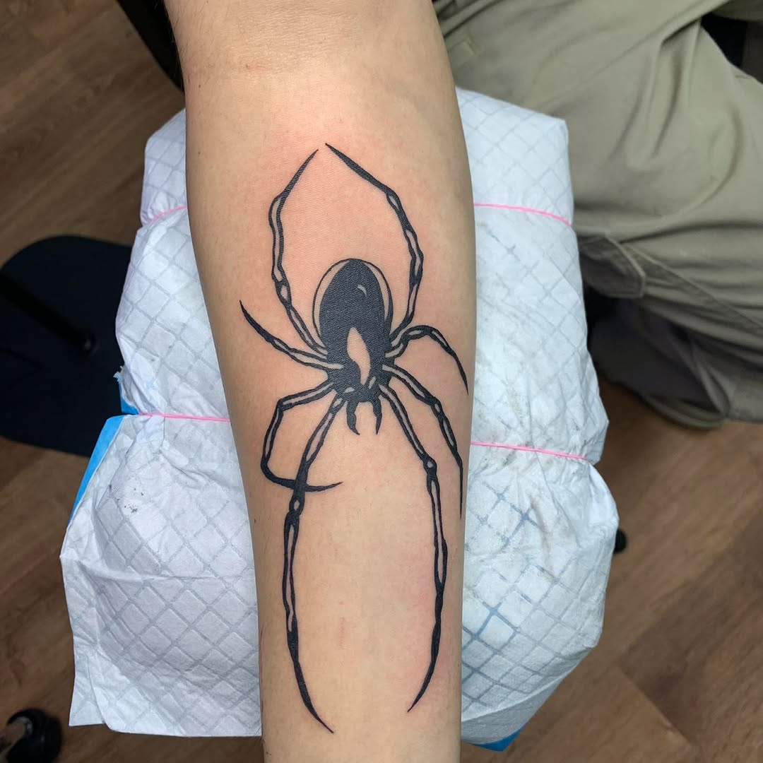 Reiley has time all day today for tattoos!