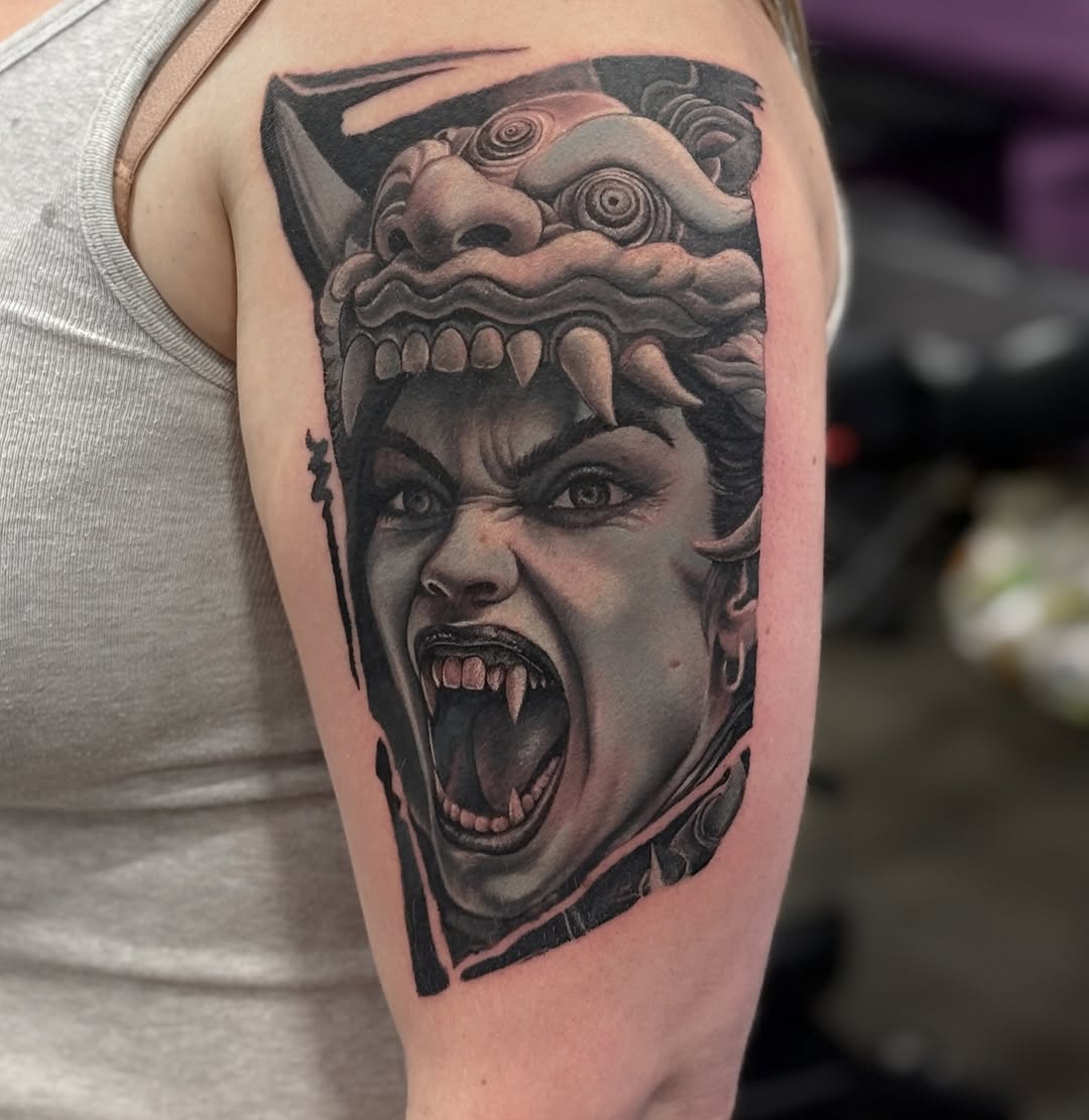 The Virginia tattoo convention is over — and damn, what a reality check. I came to compete, but apparently I should’ve shown up with a “friends & spon