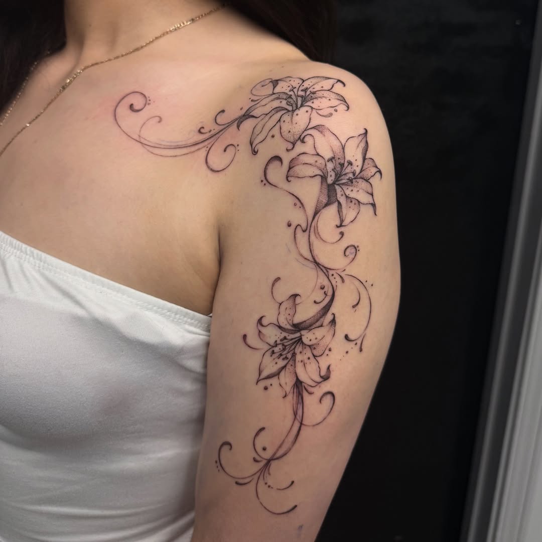 ‧₊˚❀༉‧₊˚. 
had so much fun doing this cute design thank you guys for always giving me fun stuff to do ^u^
im still booking mid-late may and june!! dm 