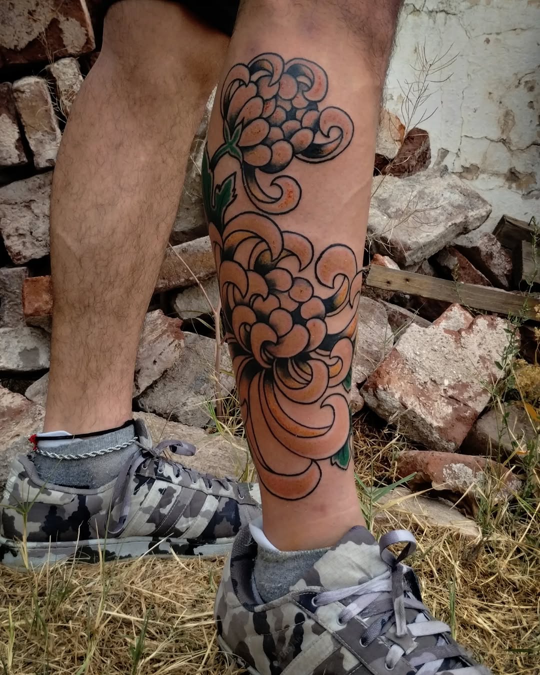 Diseño de mi carpeta para el gran @rubencuellar__ gracias por elegirlo✨
Si te querés tatuarr algo japo y otro estilo enviame tu idea y coordinamos un 