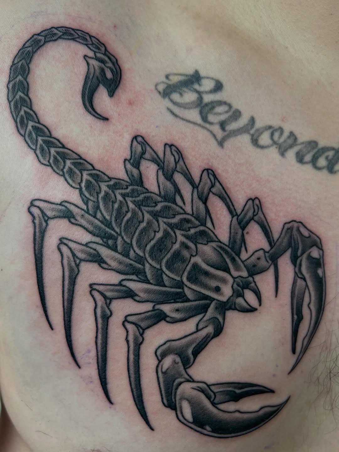 Sawyer got him a new scorpion tattoo. What are YOU gonna get next?? Wrong answers only!!

 www.dqtattoos.com/booking
Green River Tattoo Company
✉️ dus