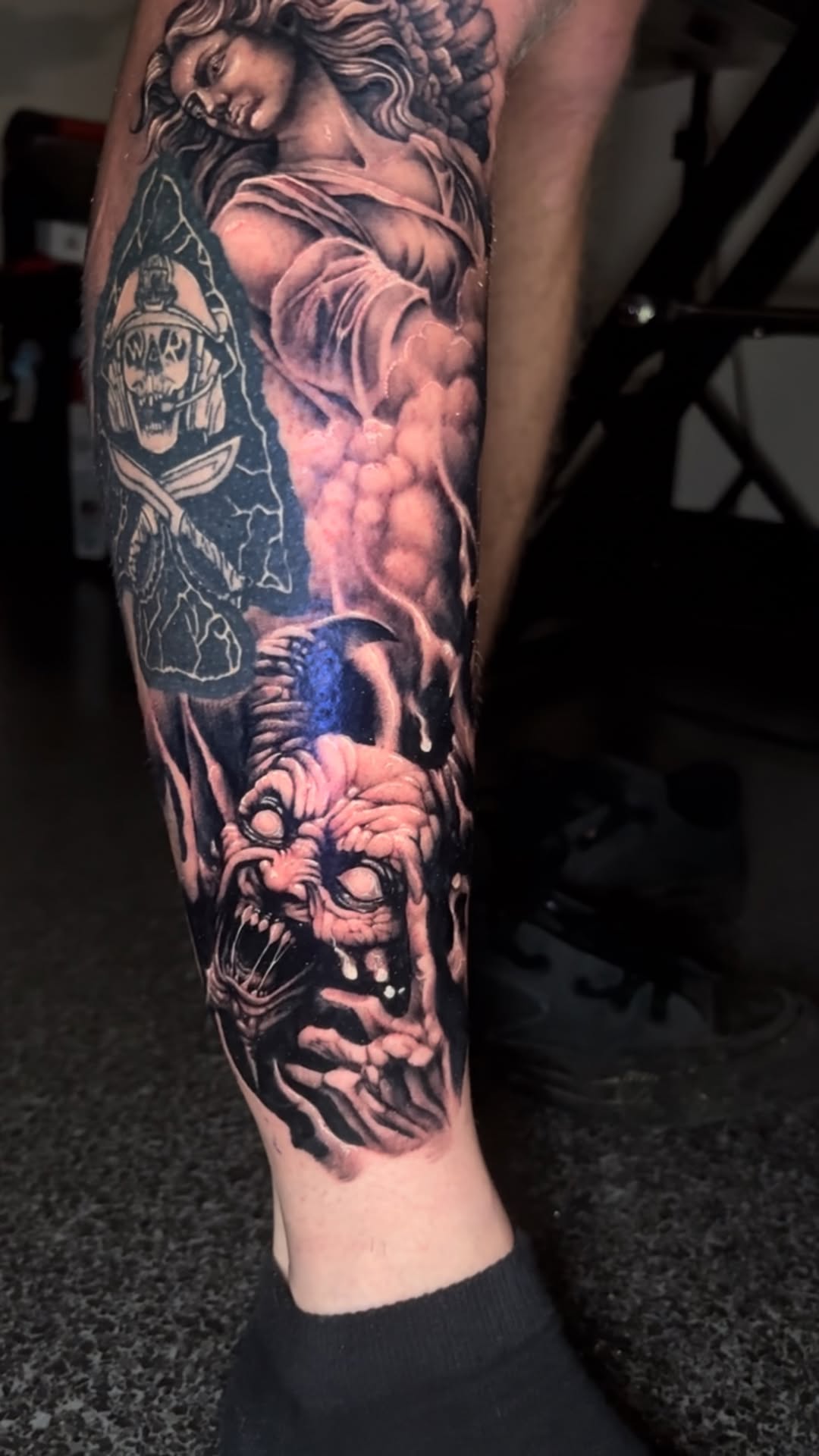 Super super fun heaven and hell panel!!!! I want to do more gnarly stuff so let’s get it!! @allegoryink @electrumsupply @golden.sparrow.tattoo #blacka