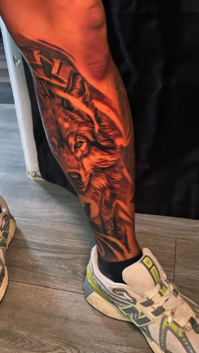 Ready for your next piece?
Let’s bring it to life.
DM to book your session.

Don’t forget to follow the studio page @lineanegratattoos tattoo giveaway