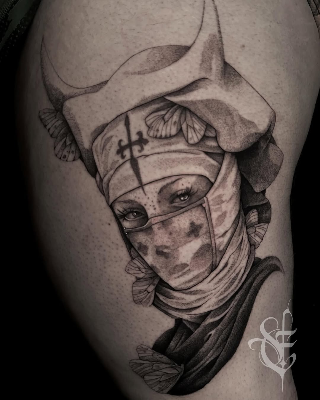 Dark nurse 

Merci @gfamrz d’avoir adopté ce flash ✨ 

Team @probodysupply 

#tatouate #tattoo #portraittattoo #edonaii_tattoo #darkfantasyart