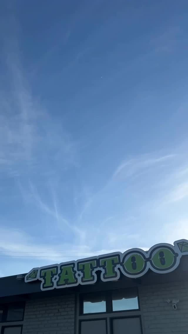 I mean... Who are we to miss the signs? 

Call, text, or DM us to book!   #tattooideas #tattooart #elkgrove #tattooartist #tatuajes #tatak #tatuagem #