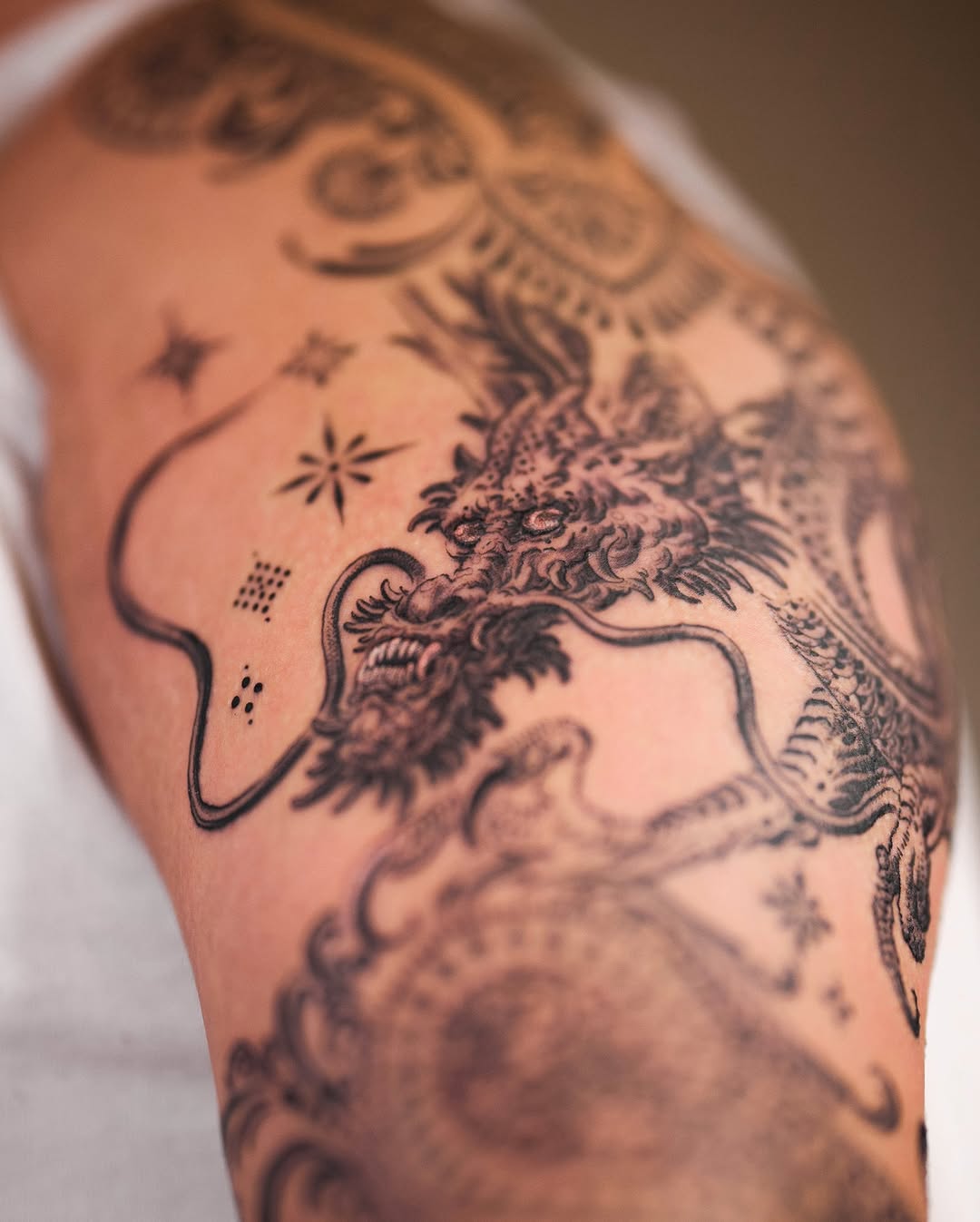 Had a lot of stress and fun with this tattoo 
  Loved being able to offer it though.
 Can’t wait to see this all the way healed.
I started with the wr