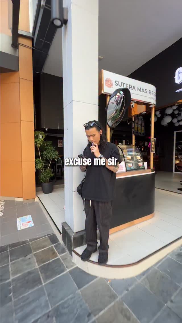 @blackfish.tattoo x @ninehearts.tattoo

I met Fish, a tattoo artist and founder of Ninehearts Tattoo Studio

A creative space built for people who wan