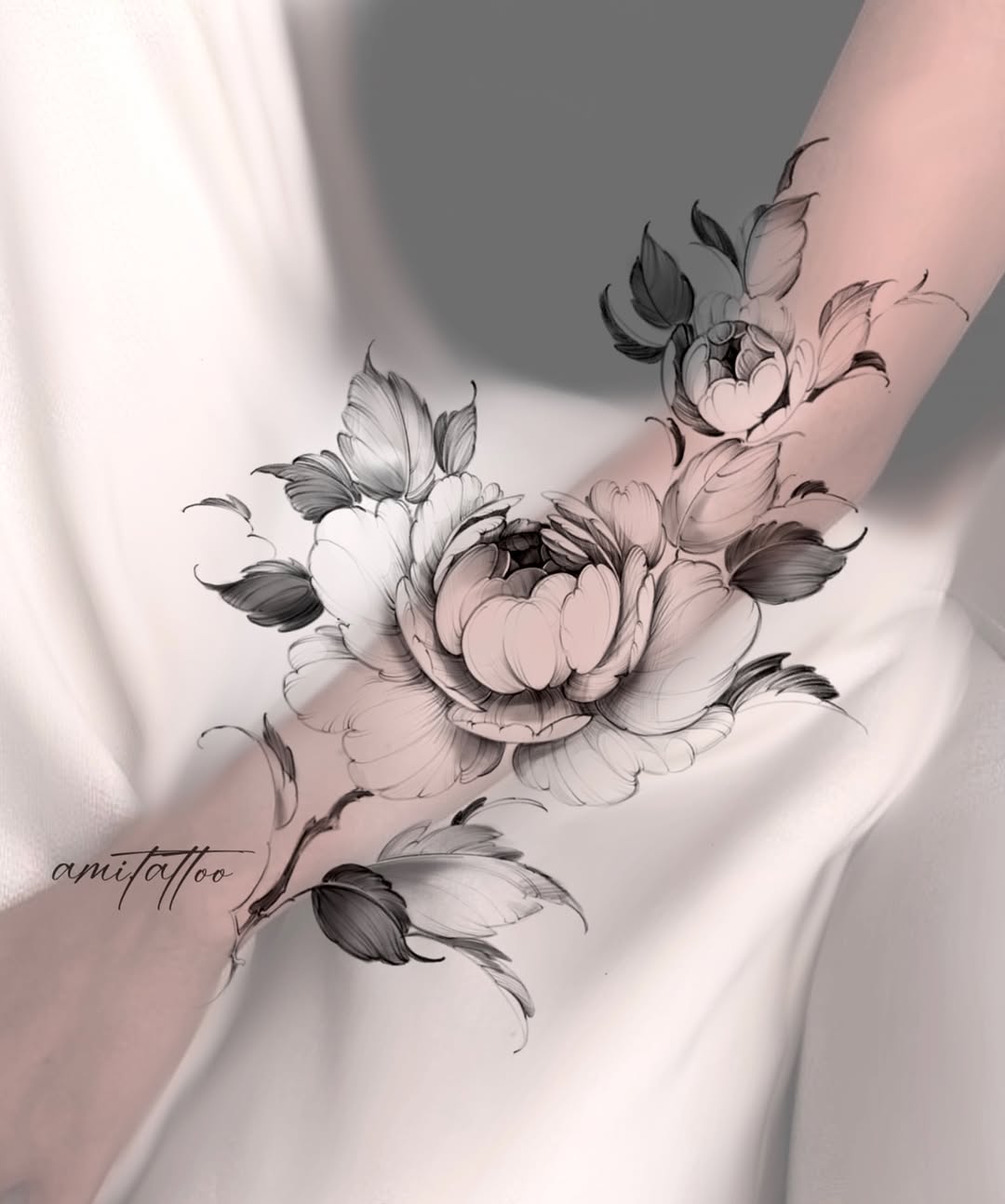 Peonies are not just flowers…⠀
they are flow, softness, and harmony on the skin.
⠀
Each peony I create is never copied or repeated.
Every flower is de