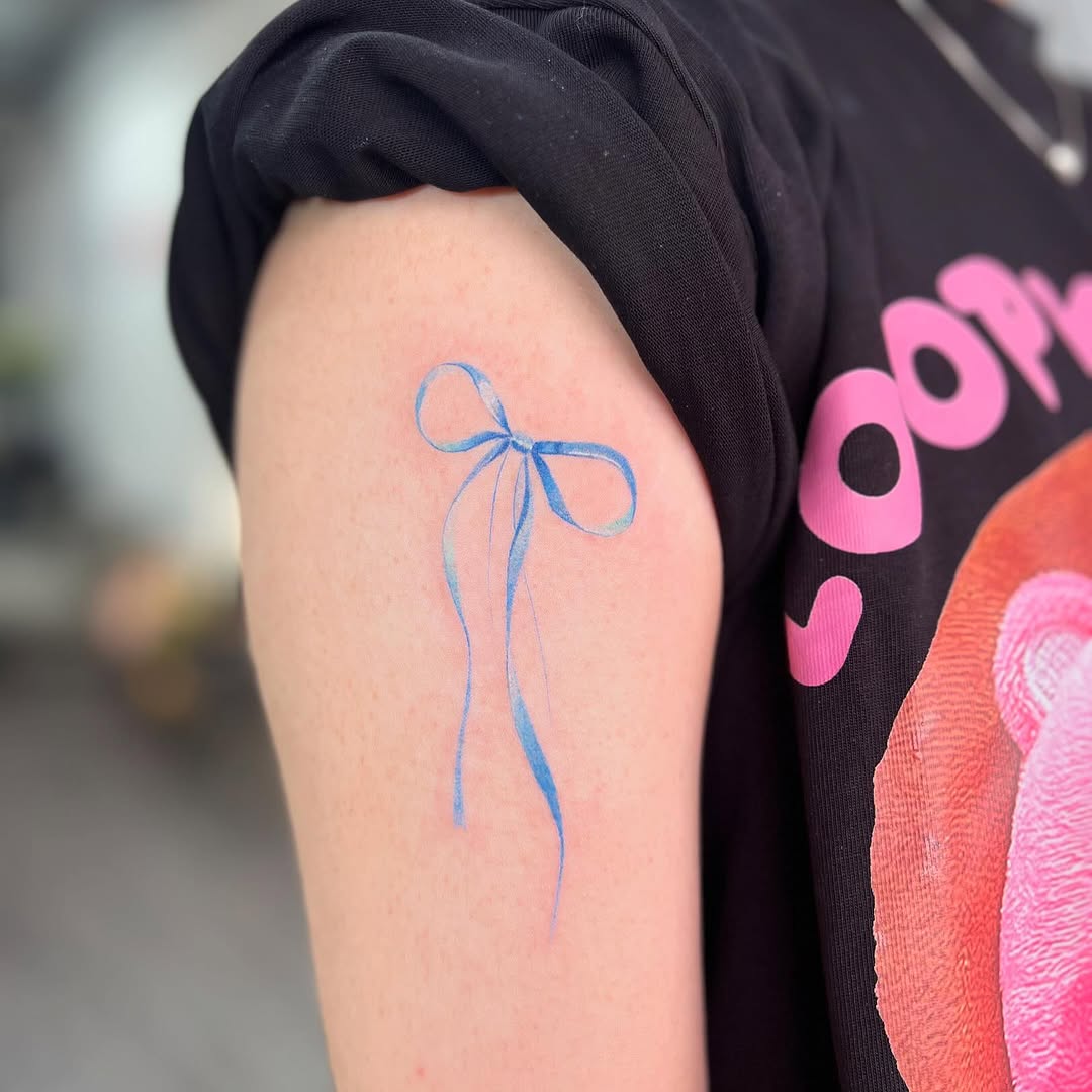 Nếu không thể gỡ bỏ hãy thắt nó thành một chiếc nơ xinh  
  
------------------------------
/: 
  :  ,  ,  
 :    ,  ,  
: .
#tattooistgirl #minitatto