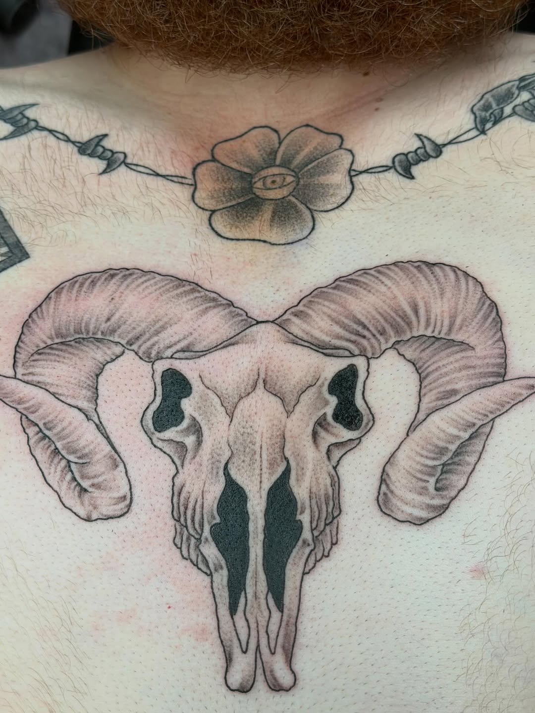 Just finished this totally rad ram skull on my dude @bigtot15 today!!! I have a few openings left this week. Hit me up for details and send me your id