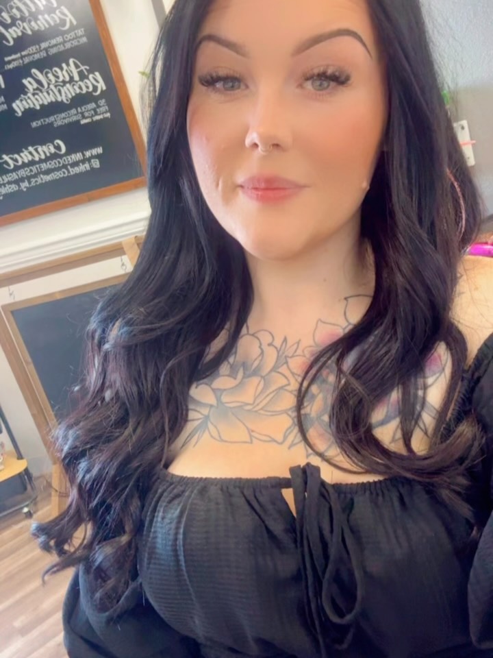 Hi friends ✨ I’m Ashley, the artist behind Inked Cosmetics here in Yucaipa! For those who are new to my page (welcome ) and for my long-time clients w