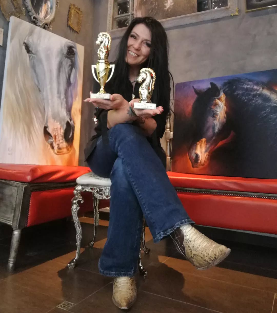 -2021 Winnie Winner International Oil - "Indio XLII" Caballos Mayoral 
-2021 Runner up in International section - "Whispering" Caballos Mayoral

EQUUS