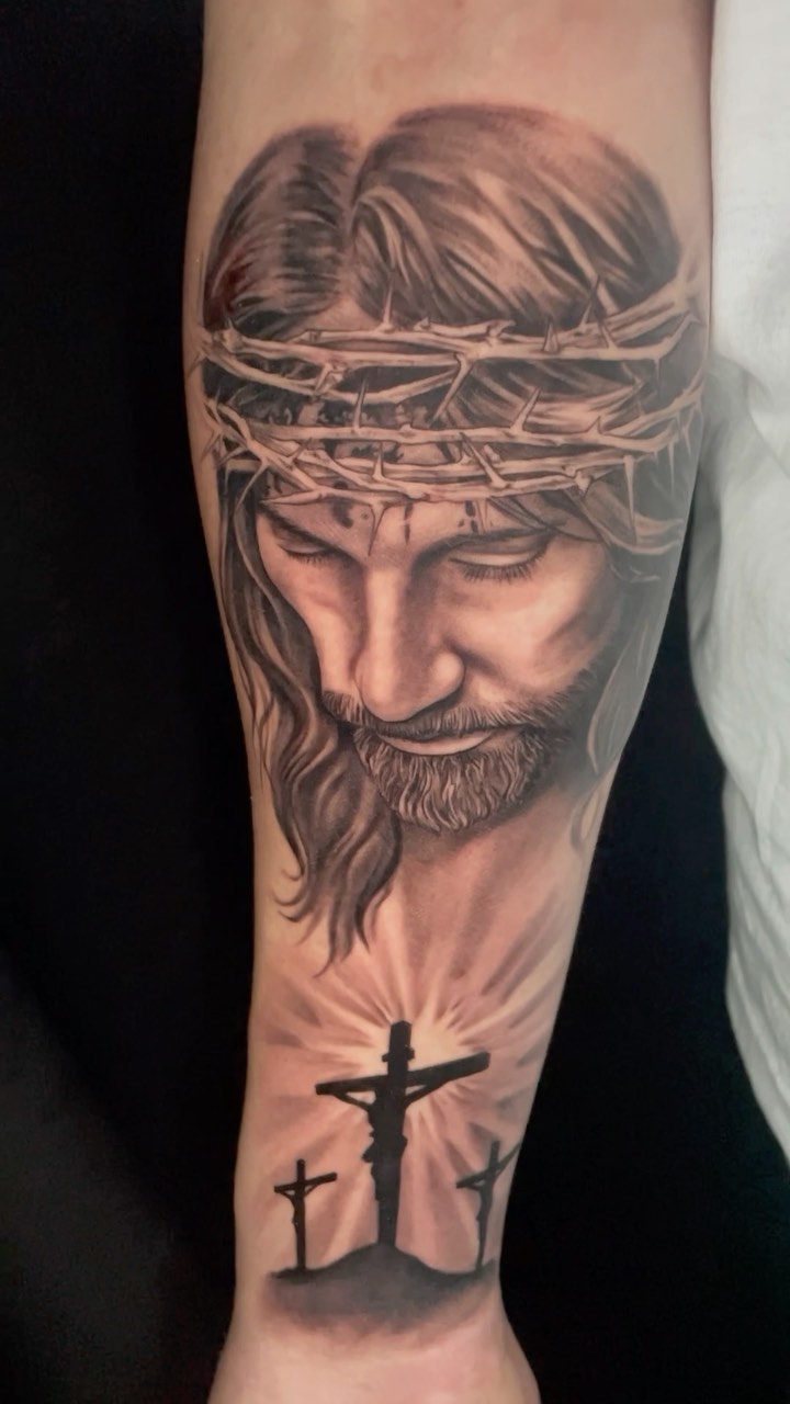 Full Day session for Chris’s first Tattoo! Thanks for the trust and sitting so good. One more session to finish this off with some highlights. Thanks 