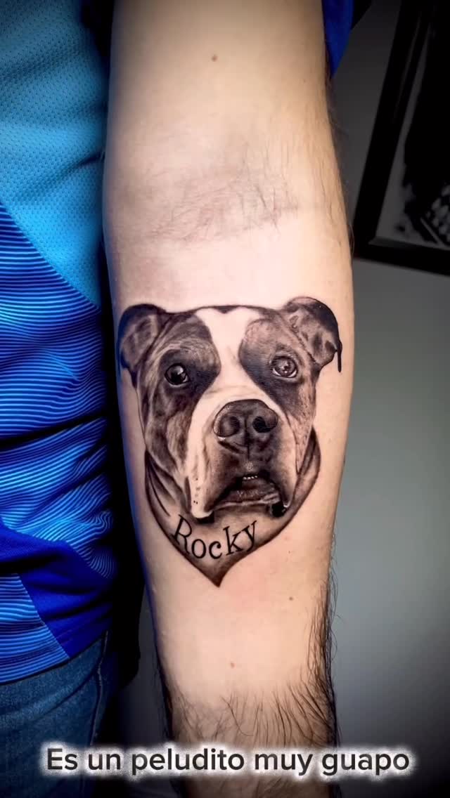 #DOG
¿Te tatuarías a tus mascota? 
¡Agenda disponible! ✨✨

#tattoo #tatuajes #bogotaink #ink #tatuaje #dogtattoo #mascota