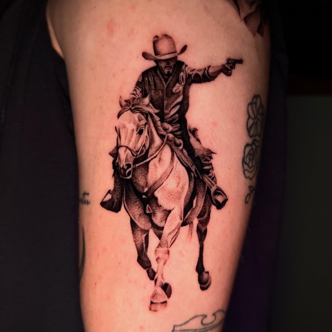 Big iron on his hip!! 

#cowboytattoo #horsetattoo #tattoos #blackandgreytattoo #tattooartists