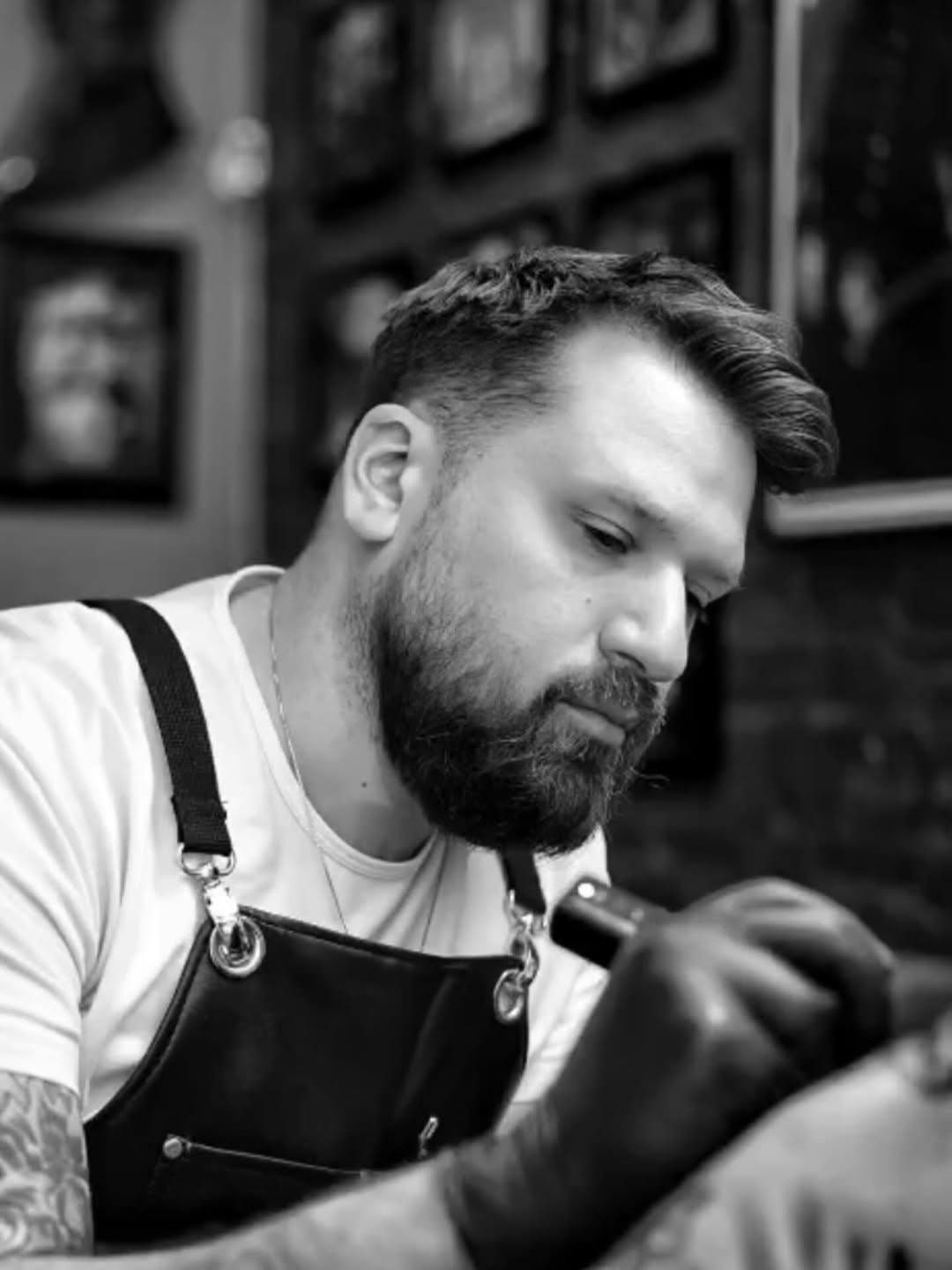 Allow me to introduce myself ! I’m Joe ( BawdenTattoos) Tattooing 15 strong years.  Pride myself on consistency and  attention to the clients ideas to