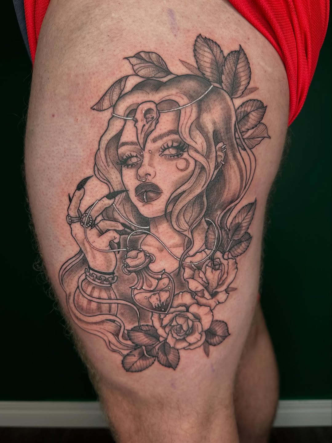 Give me ALL the lady faces  
.
.
#tattoo#tattooartist#femaletattooartist#ladyface#ladyfacetattoo#witch#witchtattoo#thightattoo#blackandgrey#blackandgr