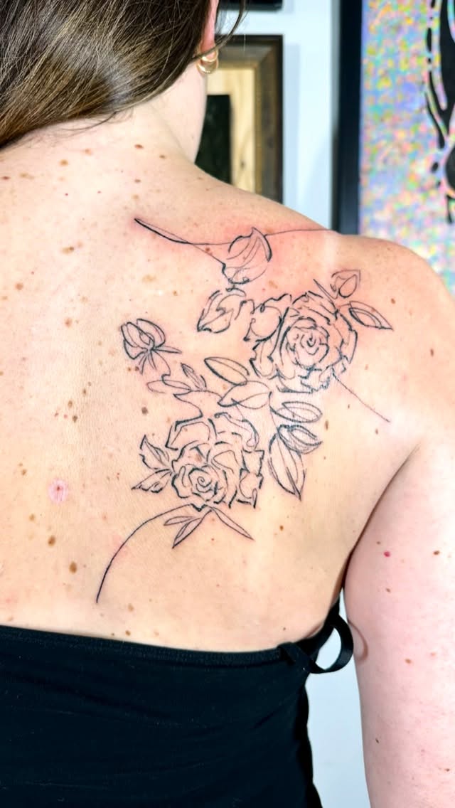 Thank you Dianne for trusting @no.idtattoo and supporting KP
Original abstract design by him
#torontotattooartist #toronto #torontotattooshop #tor