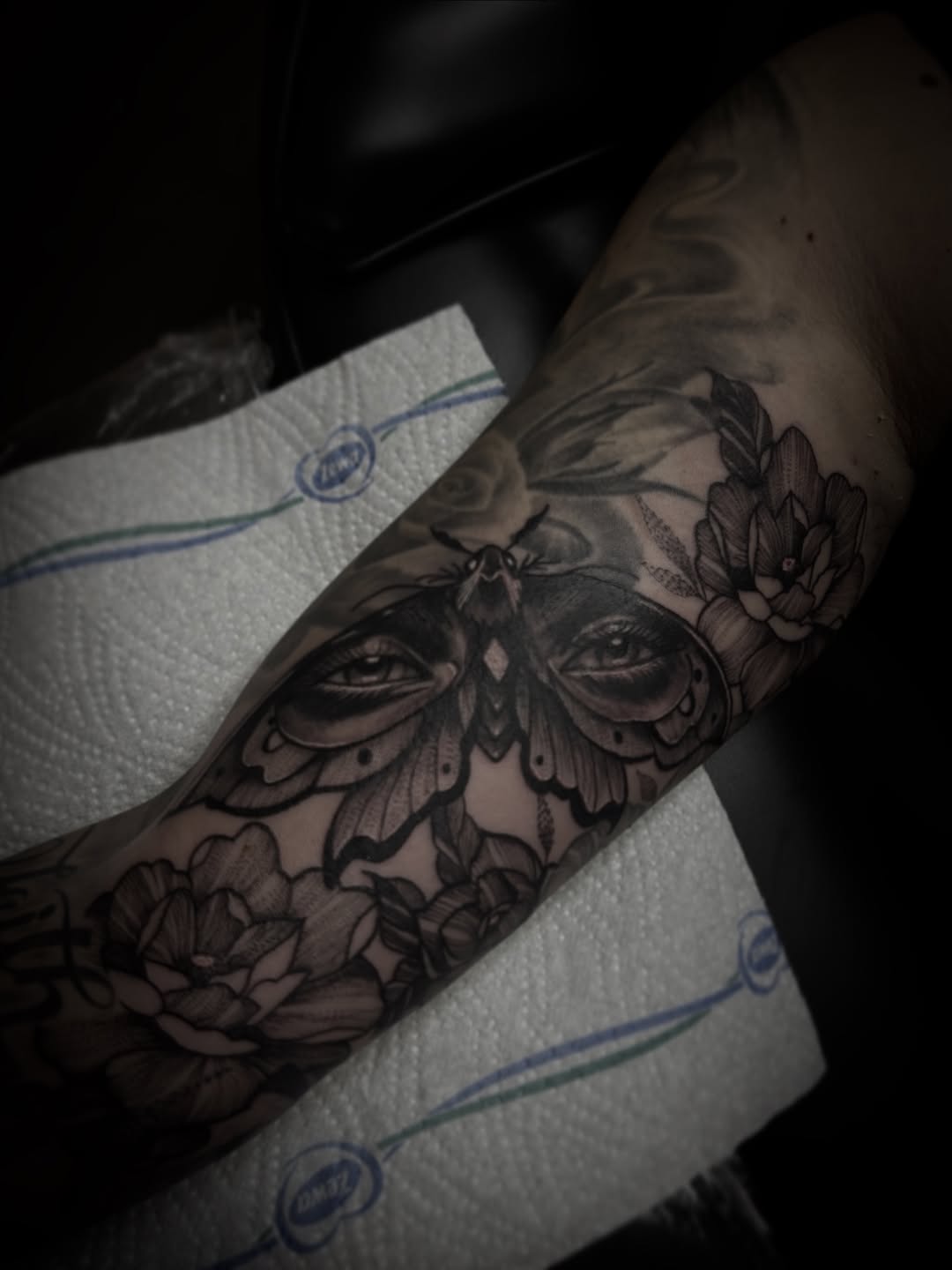 ⚜️ bist du bereit für dein nächstes Tattoo Projekt?
Oder möchtest du dich professionell beraten lassen?
Dann schreib uns gerne eine DM 

⚜️ Aktuell ha