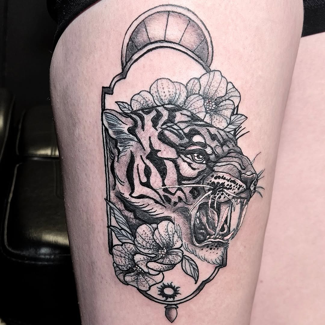 A pretty piece today
#knightshadeink #bodyartbymel #tigertattoo #axysrotary #fusionink