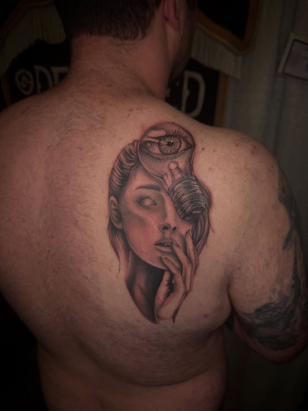 A Super fun one for Troy! I was given freedom to do something I wanted, and we had a blast. ️ 
Done a couple weeks back @mainetattooartsfestival @vill