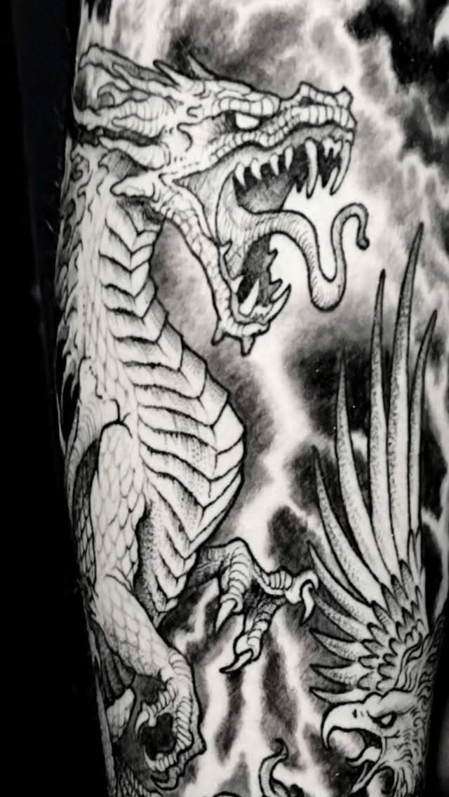 mythological sleevedragon+cerberus+leviathan+griffin+lightning
.
.
#blackwork #girlswithtattoos #tattoosleeve #tattooartist #tattoos