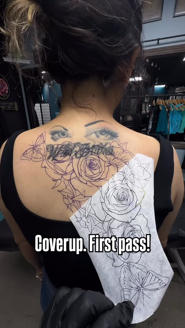 Got a solid start on this coverup today! Going to be saturating more color & fixing up the eyes with some opaques  

Booking August & September! Click