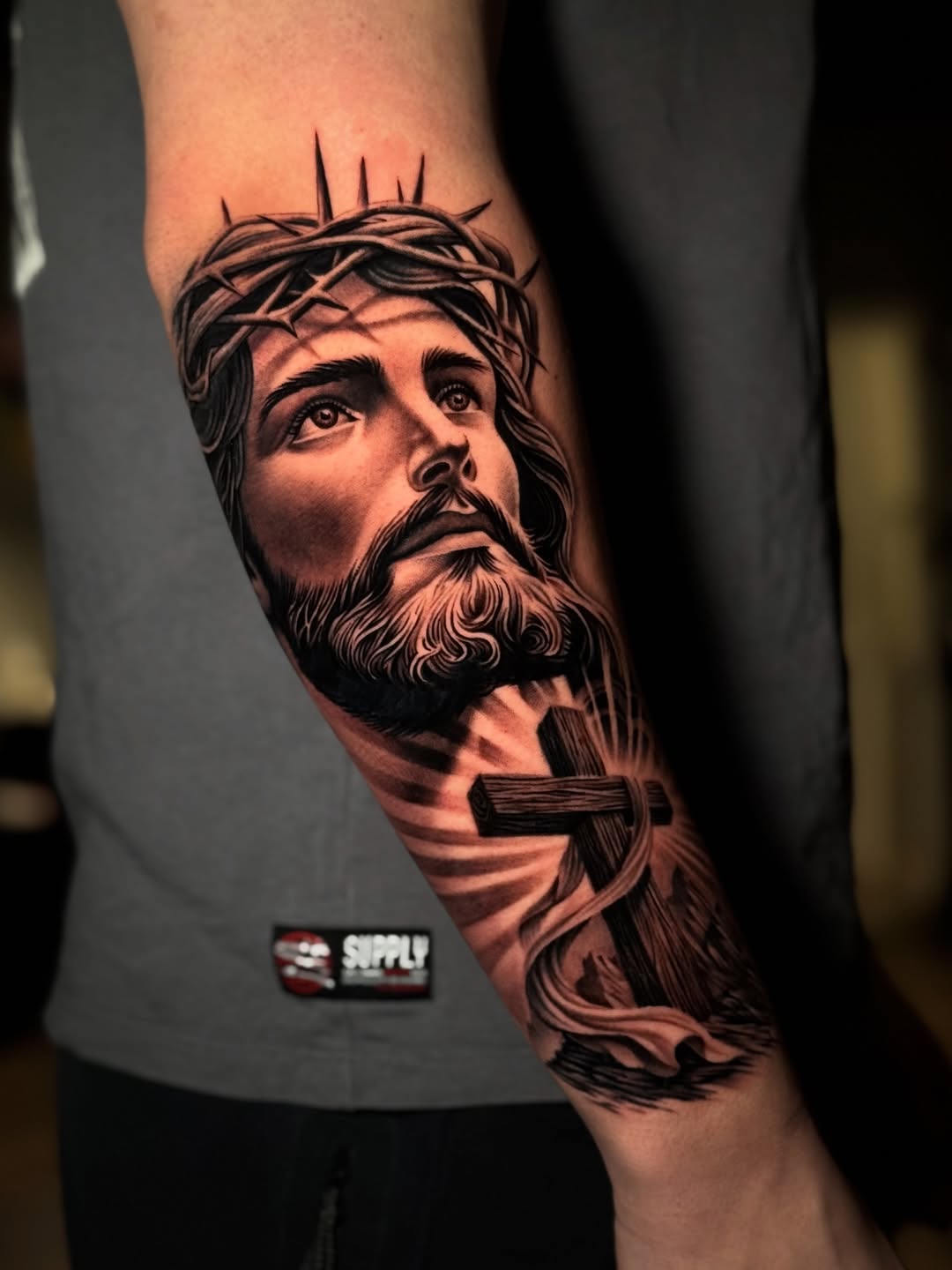  #tattoo #blackandgreytattoo #portraittattoo #michigantattooers @kwadron @bishoprotary @eternaltattoosupply @cheyenne_tattooequipment