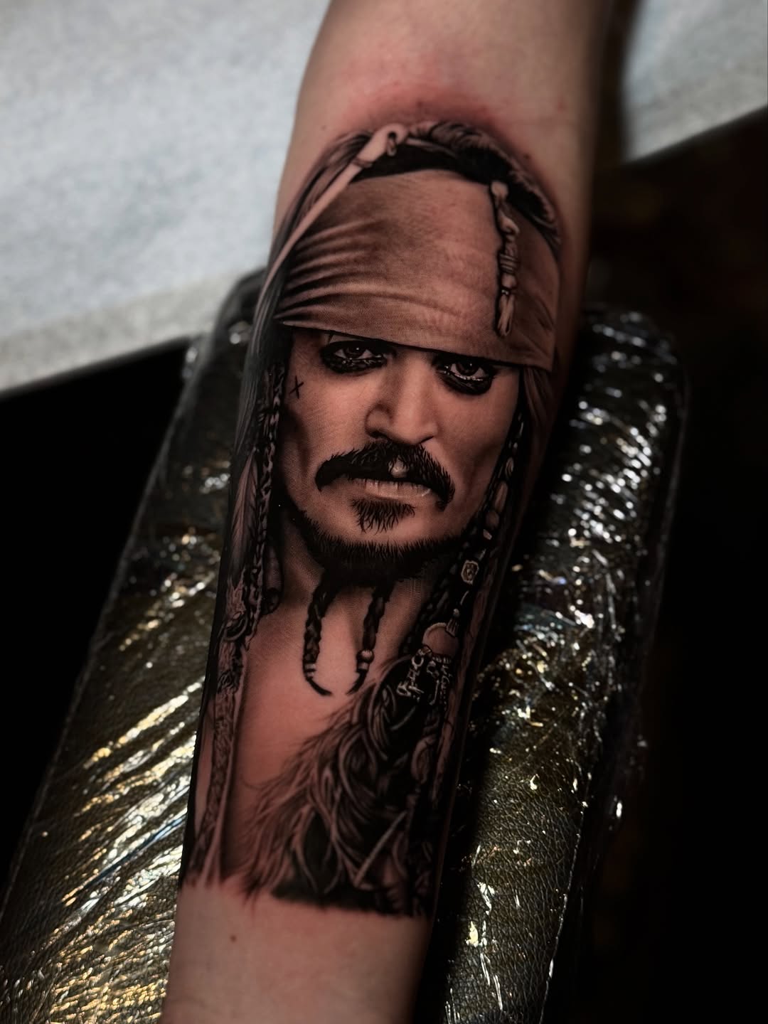 My brother finally let me tattoo him since my apprenticeship! I really enjoy tattooing movie characters so if you’re interested in getting one, shoot 