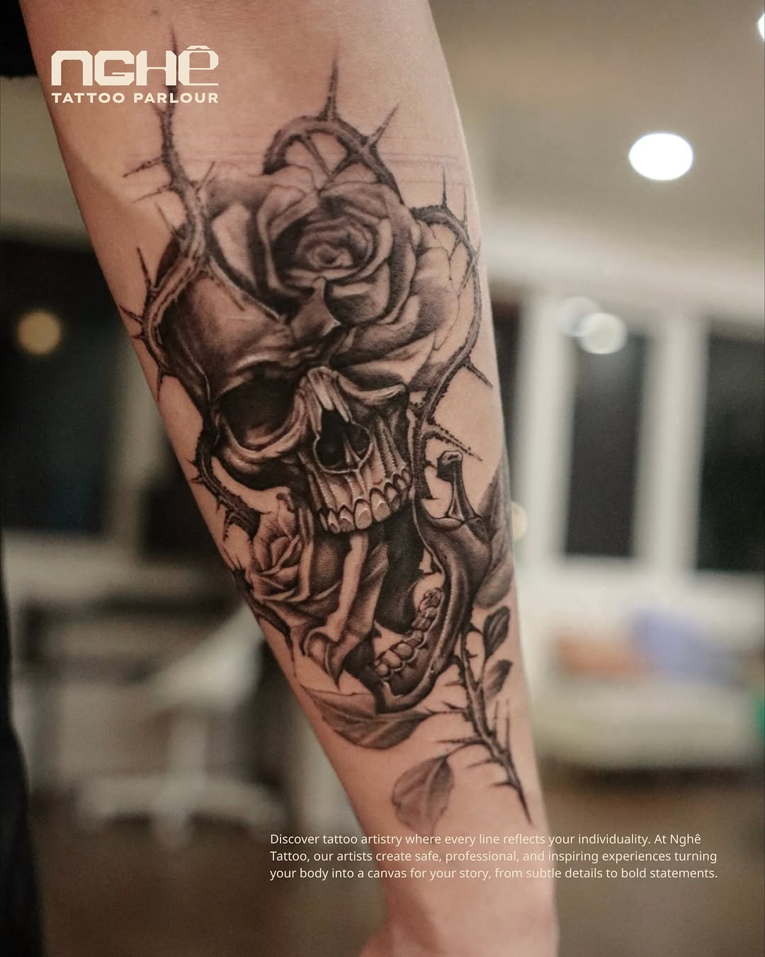 @nghe.tattooparlour 

———

The reclining leopard/jaguar tattoo is considered the ultimate symbol of luxury, power, and seduction. Its relaxed yet grac