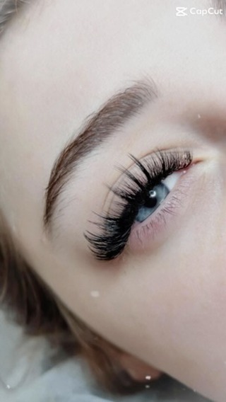 Päsh Beauty Bar: Bring a friend services! Bring a friend and you both receive 25% off on any service with Melissa!! Fine Line Tattoos, Tiny Tattoos, L