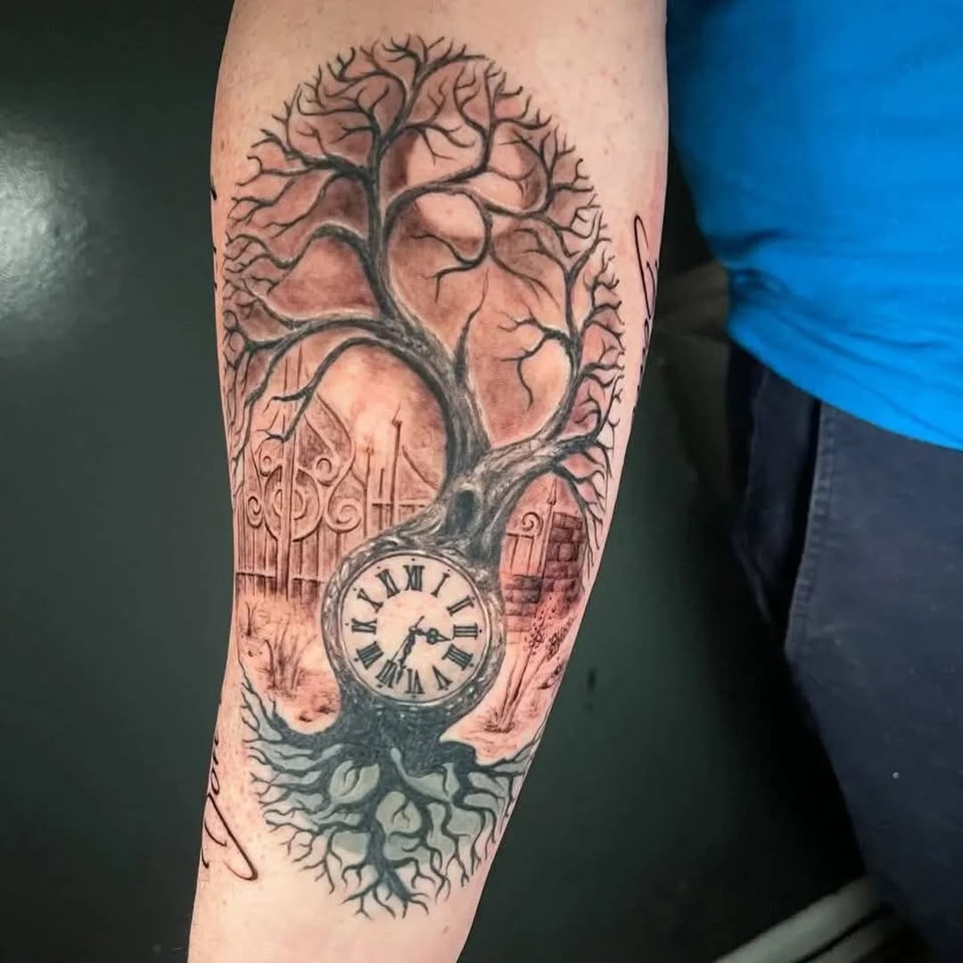 Buenas tardes 
Info y citas, tlf y WhatsApp 675156178
www.circetattoo.com