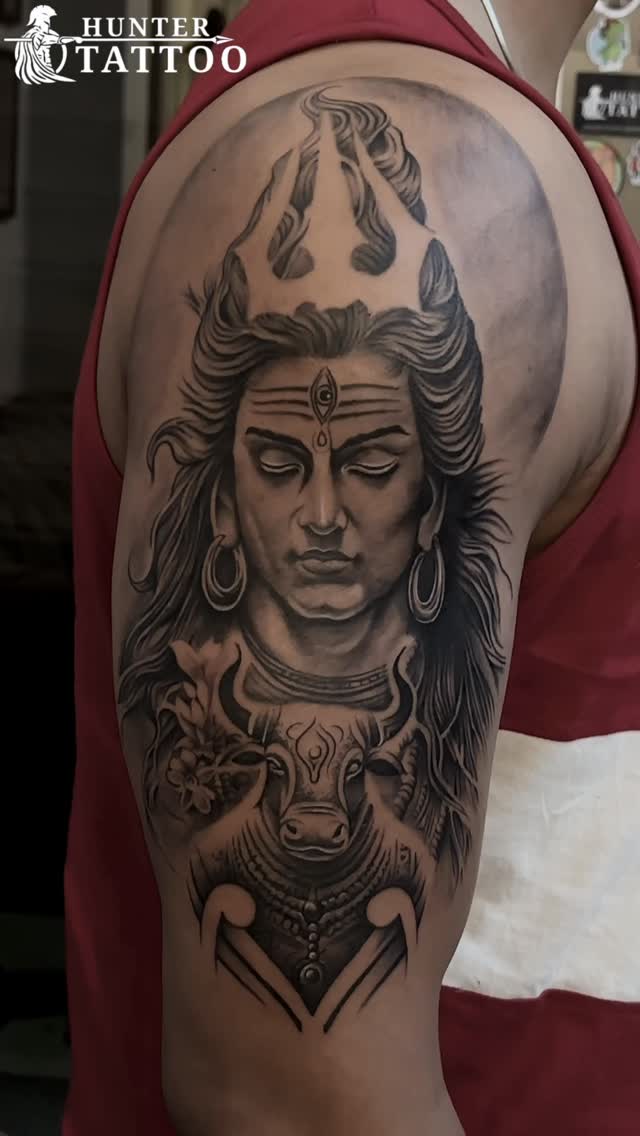 Mahadev’s presence in every line we have fully customized this tattoo from concept to detail.
@_hunter__tattoo 
For Appointment- 8149590115

#tattoo #