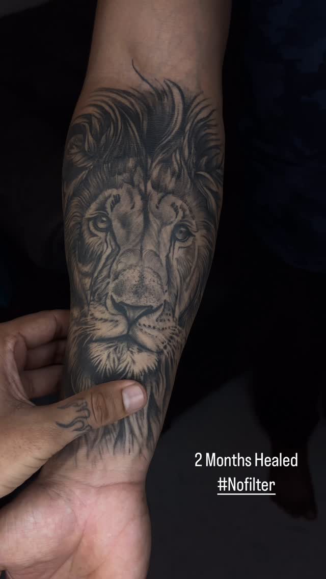 2 Months Healed and holding strong exactly how it should look. @xyztattoosupply 
@_hunter__tattoo 
For Appointment- 8149590115
#tattoo #tattooed #heal