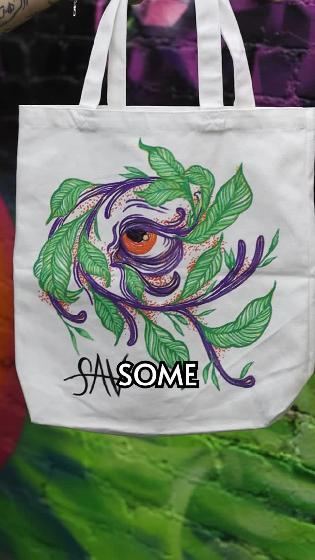 Hey y’all, 
I would love to do something cool for you this Christmas. 
I hope to make your ideas into something cool.
13.5x13.5 canvas bags 
Inquire b