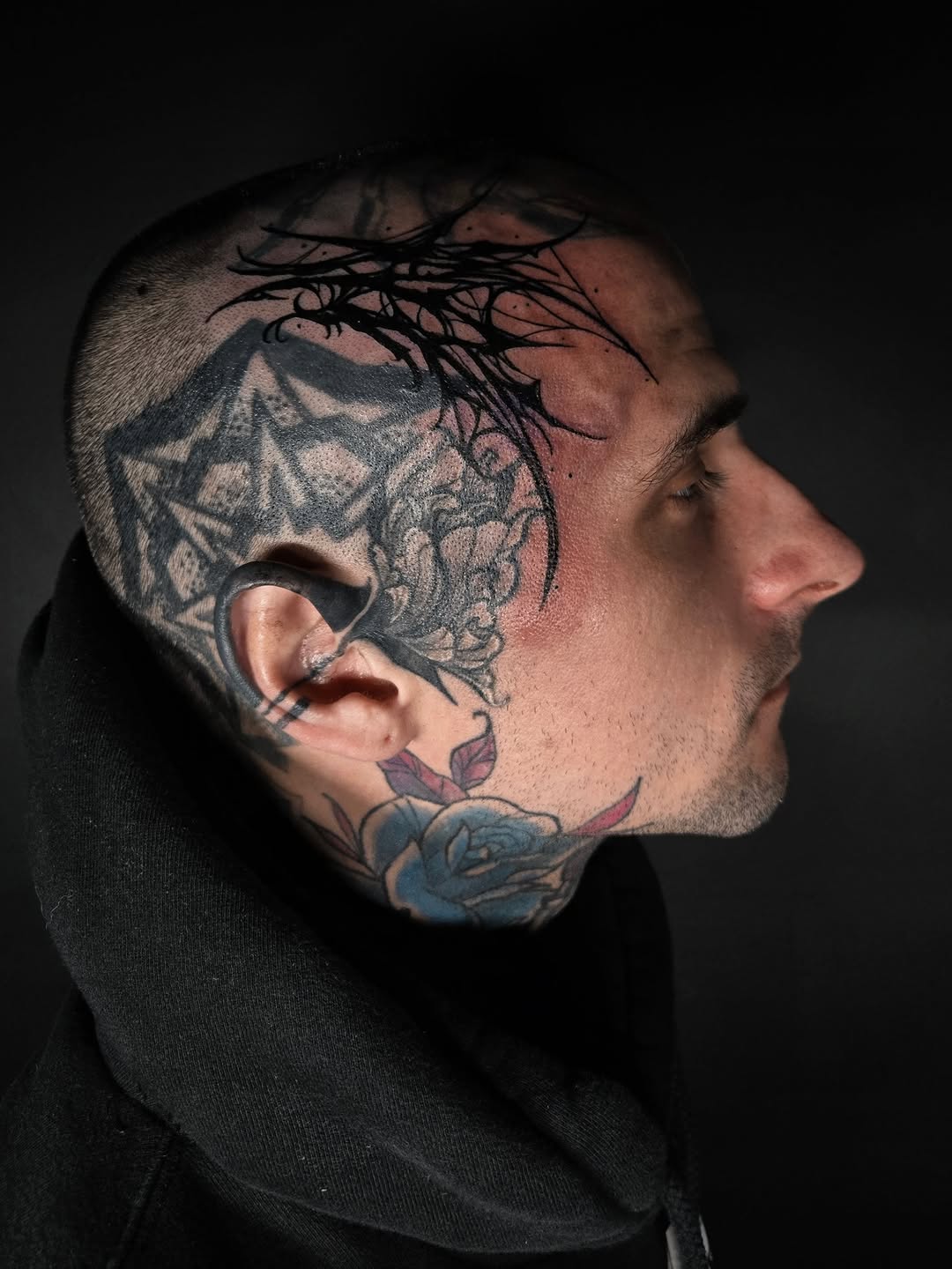 #blacktattoo #blackworktattoo #blackouttattoo #headtattoo #darkartist