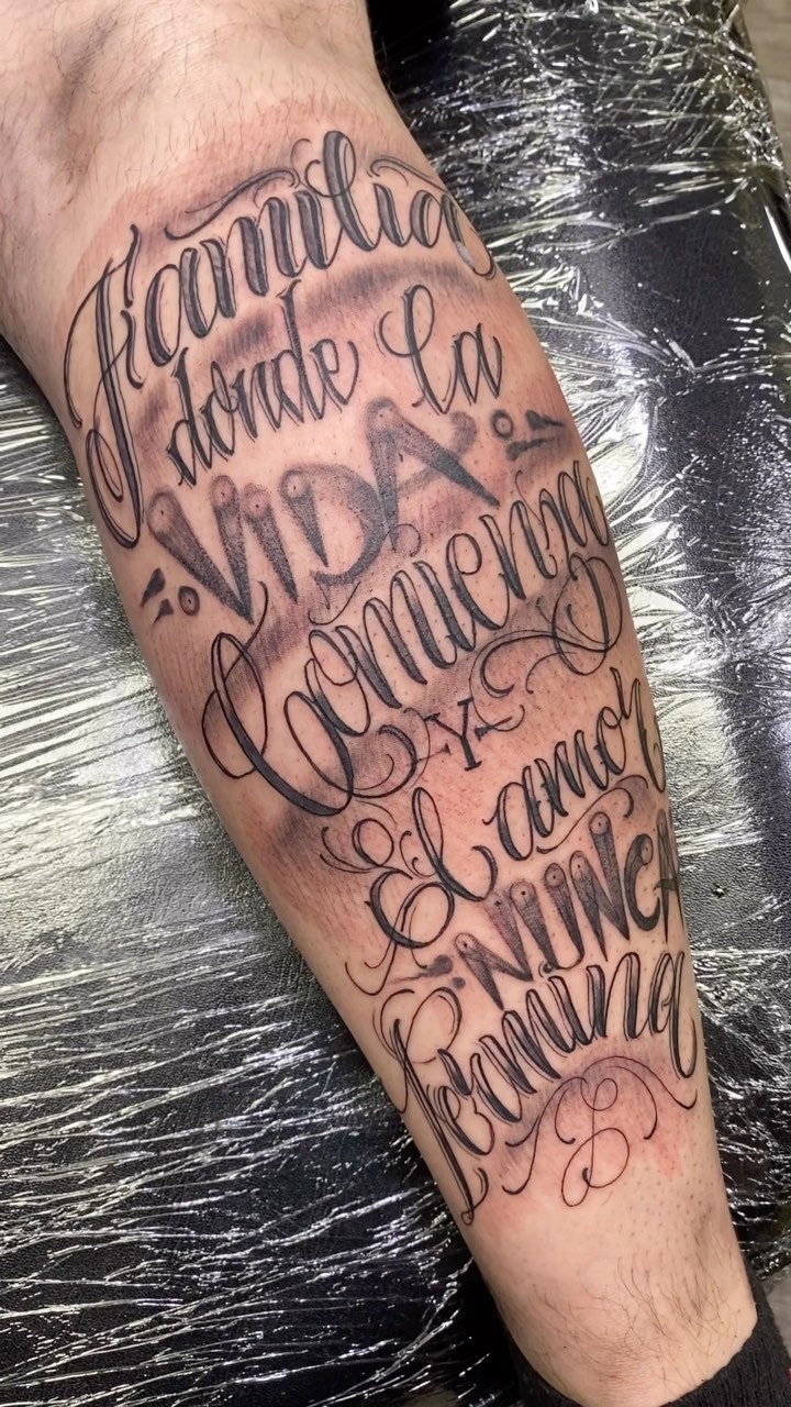 #tattoo #tattoos #oldiebutgoodie #kerncountyscriptkiller #letteringtattoo #customlettering #customscript #customfont #sharpiegang #weouthere #wellmake