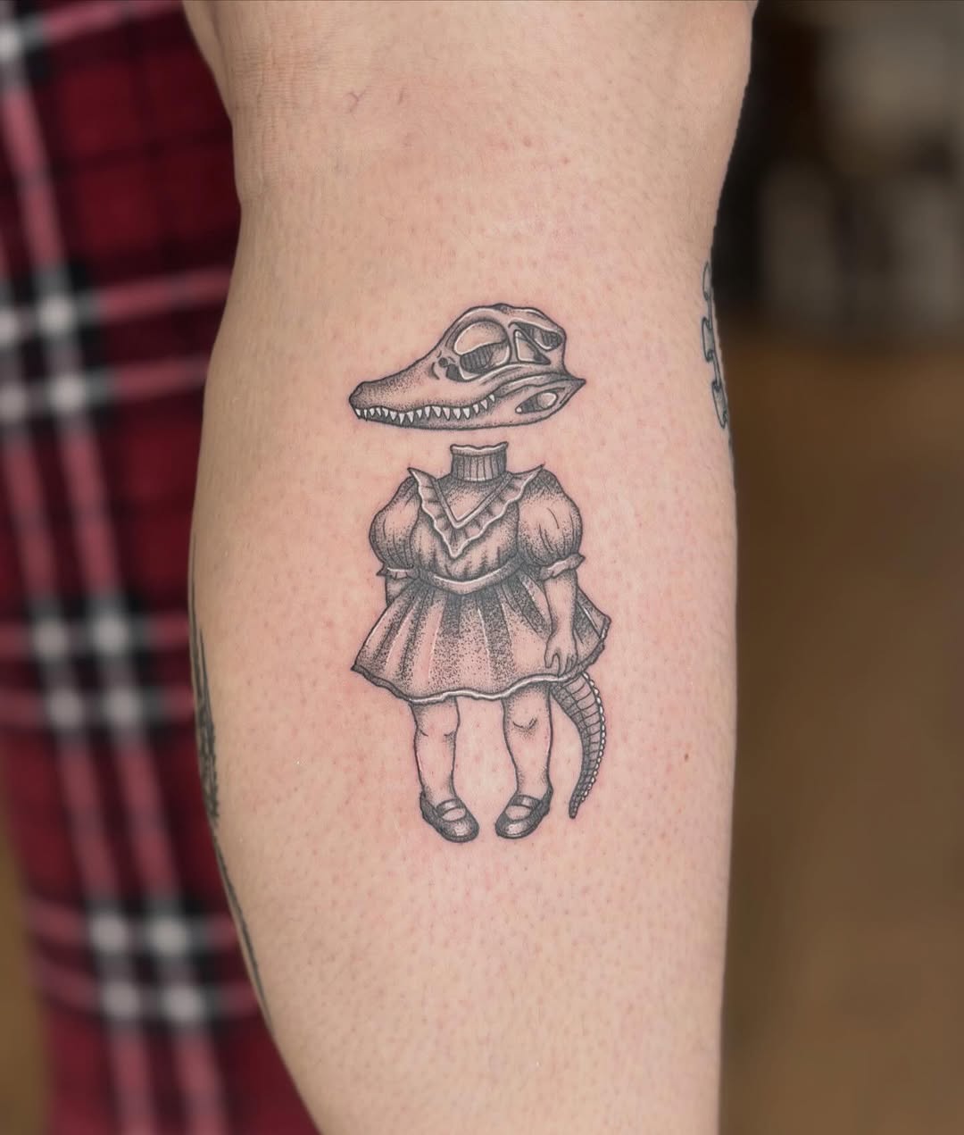 peep this cool gator chick  

•
•
•
•
•

#tattoo #waterloo #kitchener