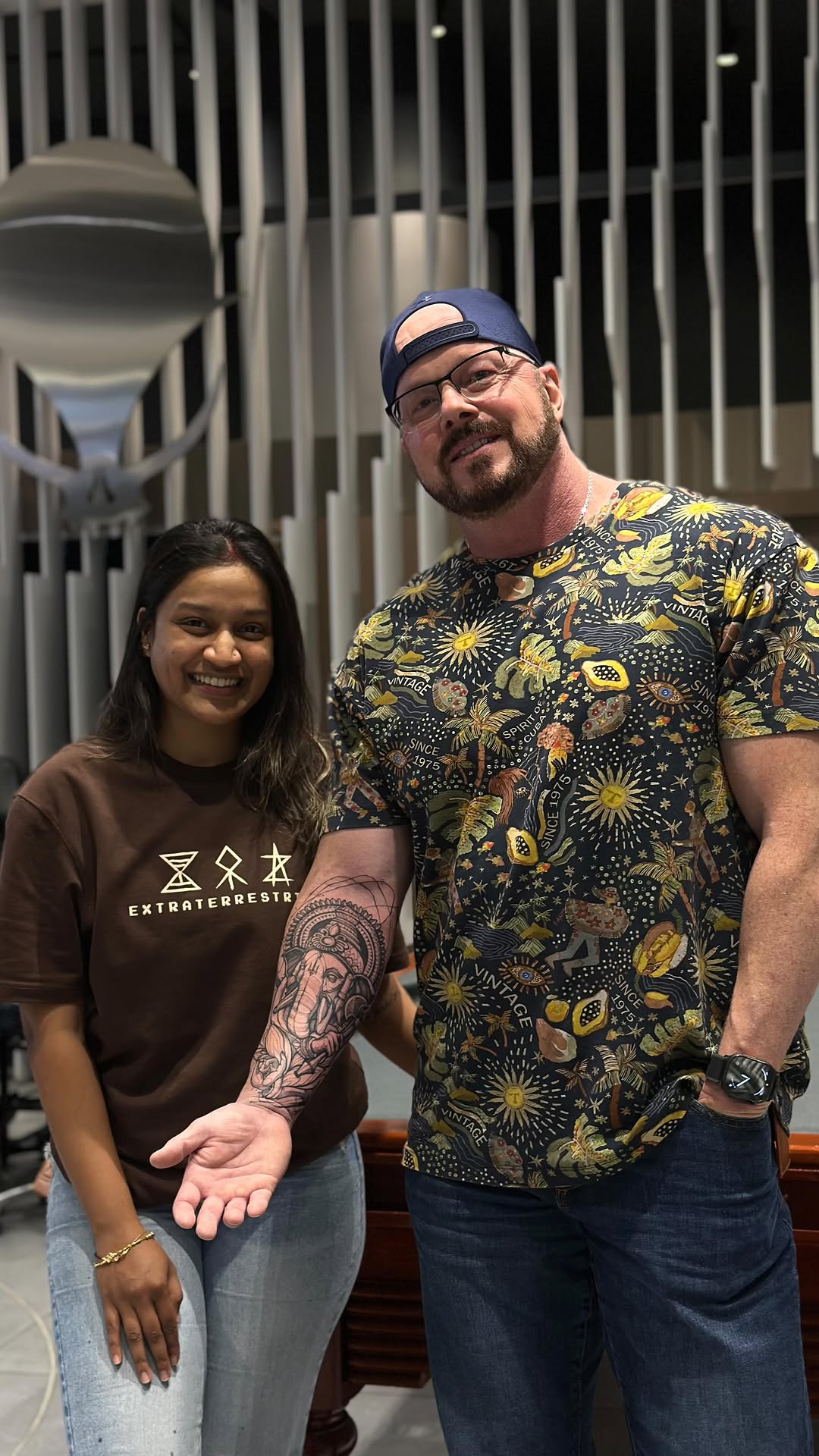 From India to the world; his blessings carried in ink. He finds a home in every heart, divine art knows no boundaries❤️✨

Beautifully done on @akparry