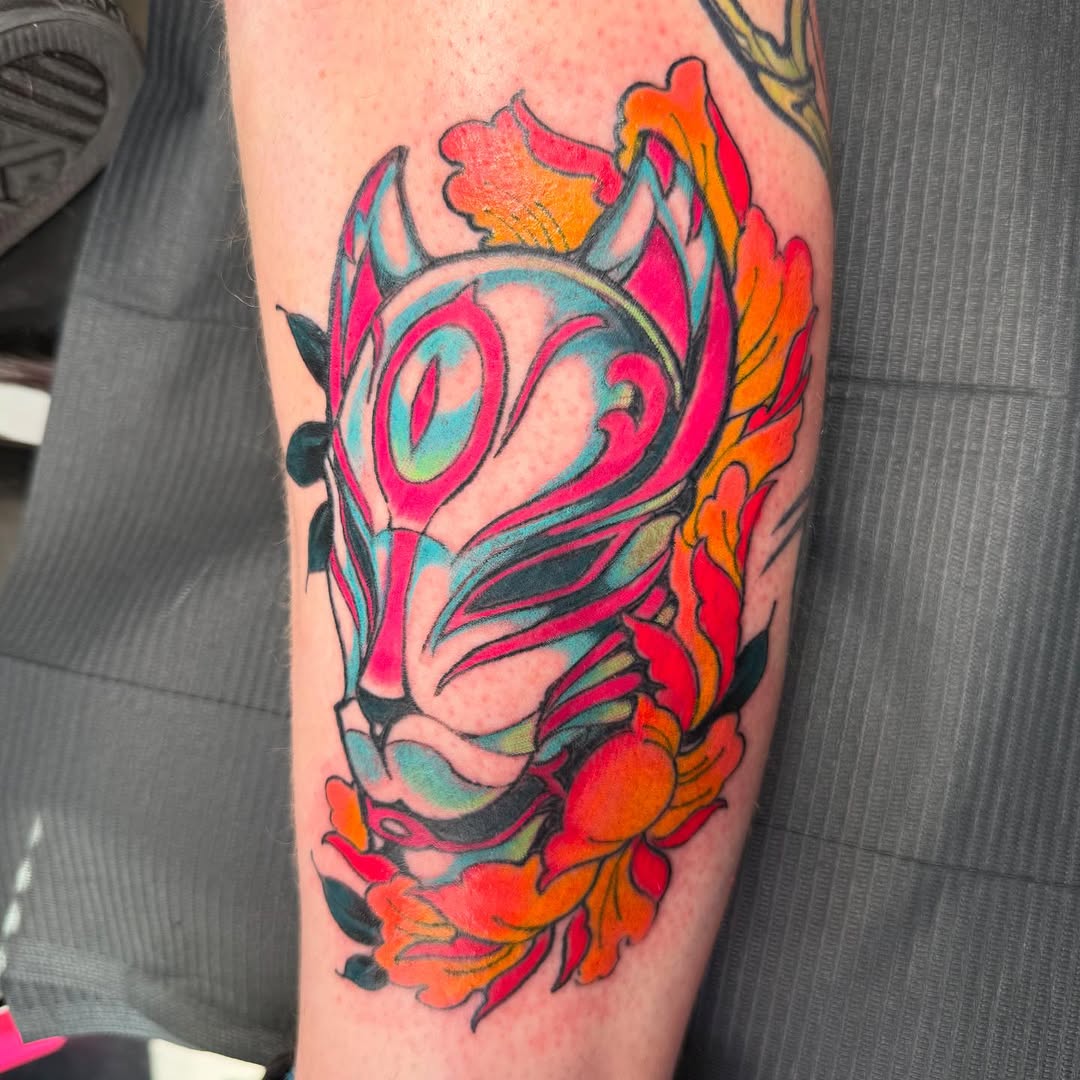 Finished this dope Kitsune mask from my flash today on @jacktheripper2418 This is what you get when you  get when you let me do my thing. Schedule thr