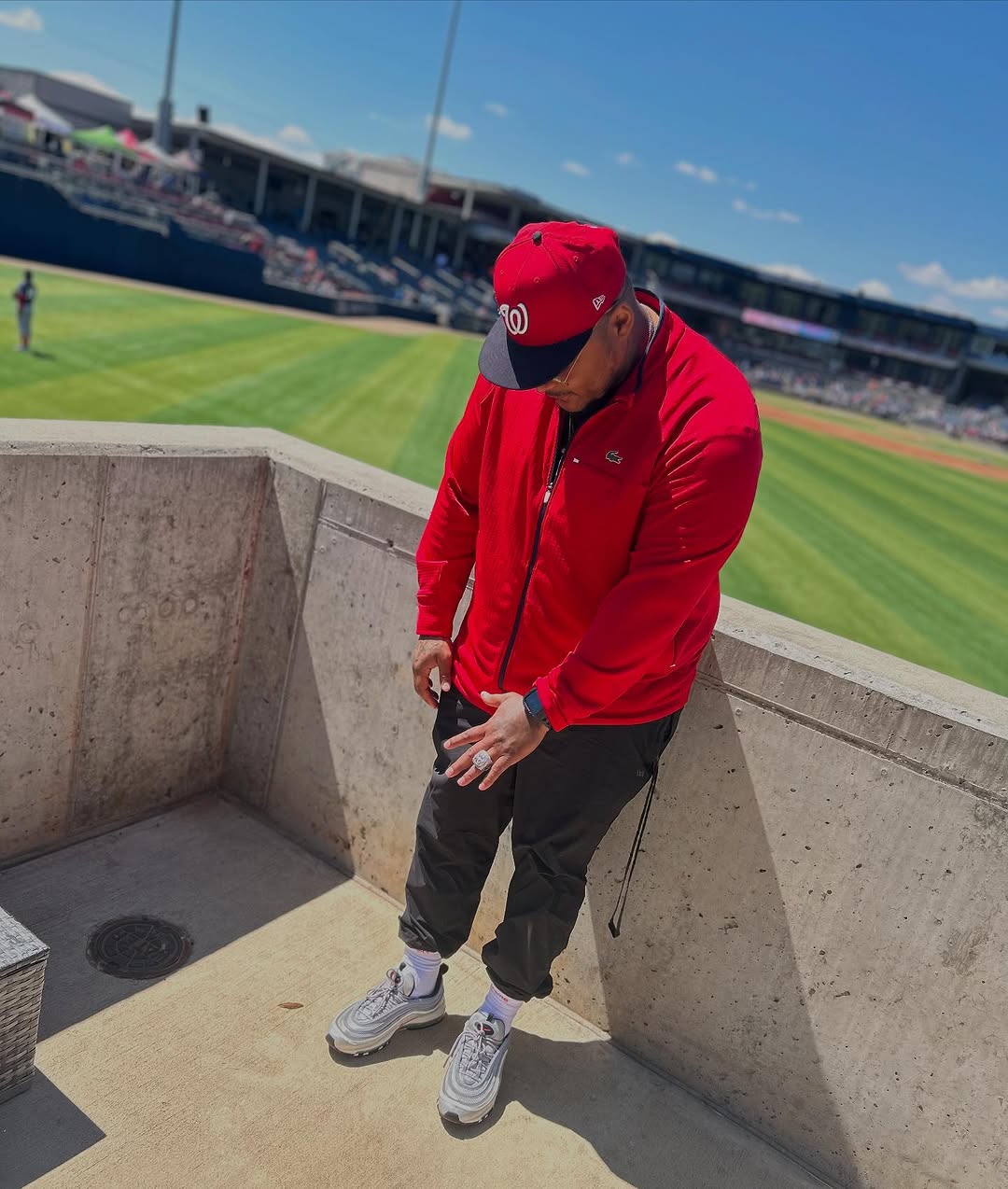 Beautiful Day for some Baseball ⚾️ my sonz & nephew coolin heavy 