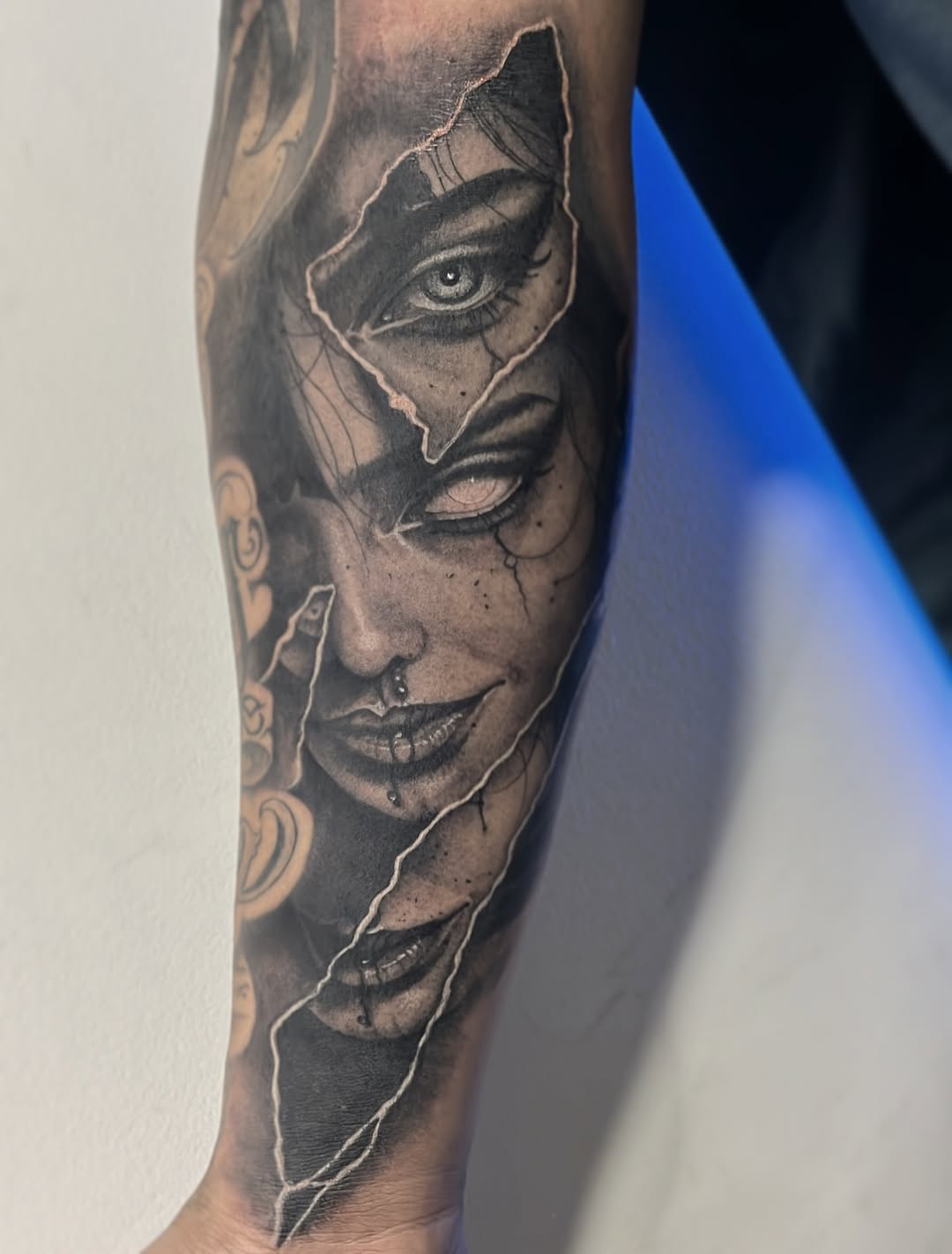  Orçamentos no DM ou no link WhatsApp no perfil! @_lktattoo