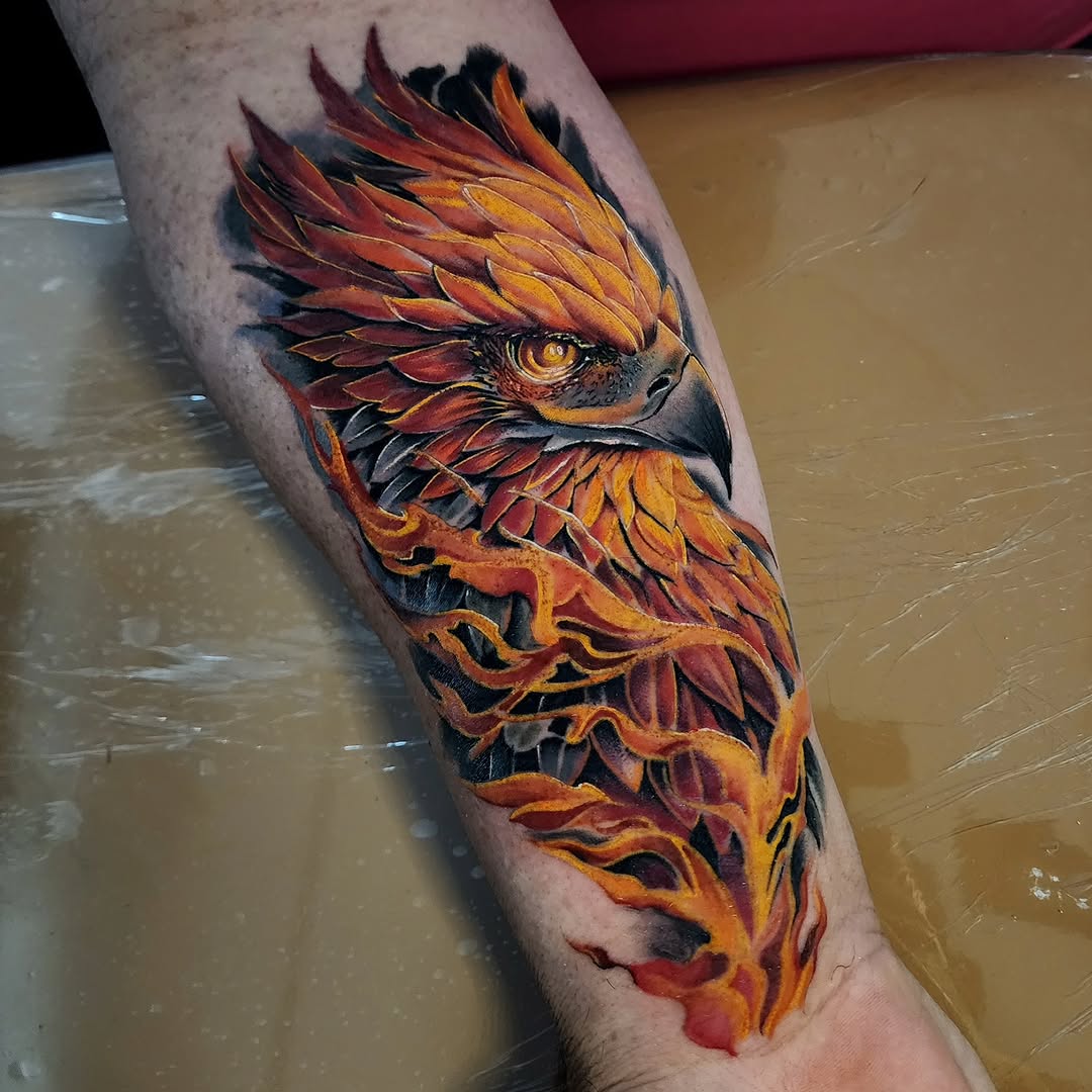 Phoenix tattoo i made today.
@oldoaktattoos 
@recoveryaftercare 
#oakdale #oakdaletattoos #modesto #modestotattoos #colortattoo #phoenix #phoenixtatto