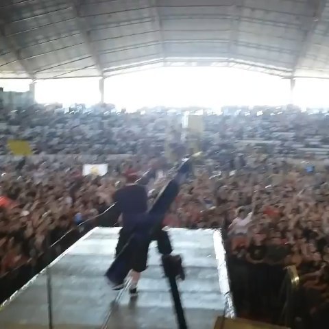 LIGUE O SOM
Lembra do tal #manequinchallenge ? Esse foi o mais legal que fizemos. @theflandersrock bombando em Maringá!